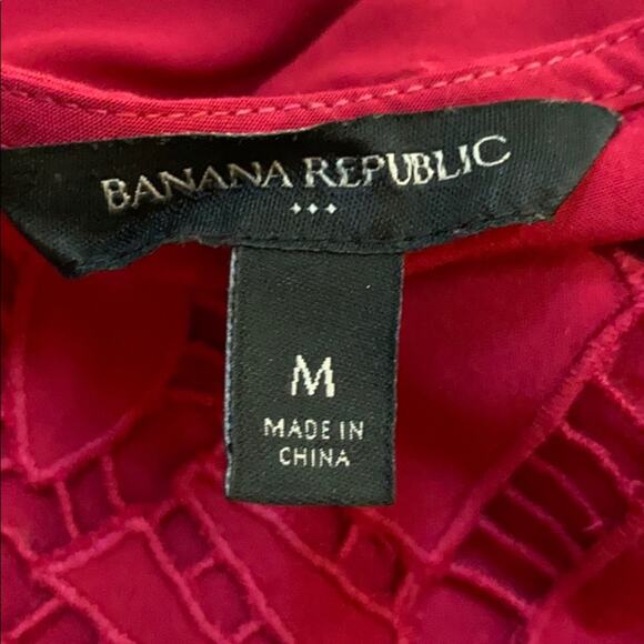 Banana Republic berry pink cold shoulder top M - Picture 3 of 4